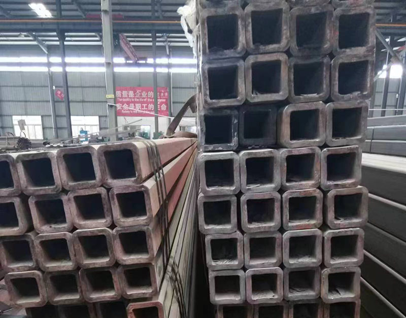 珠山无缝方管裂缝